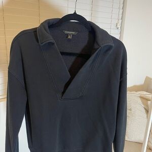 Banana Republic Women's Black Sweatshirt